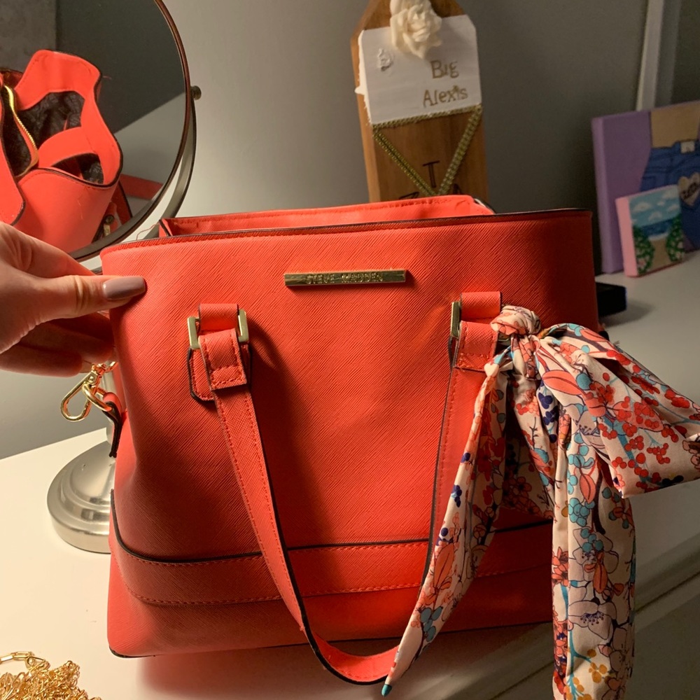 steve madden pink purse